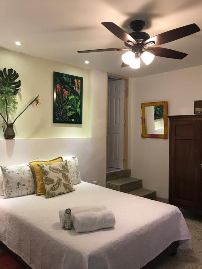 Magic Garden House Otel Cali Dış mekan fotoğraf