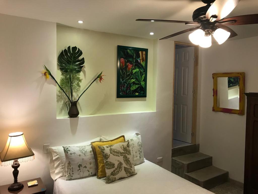 Magic Garden House Otel Cali Dış mekan fotoğraf