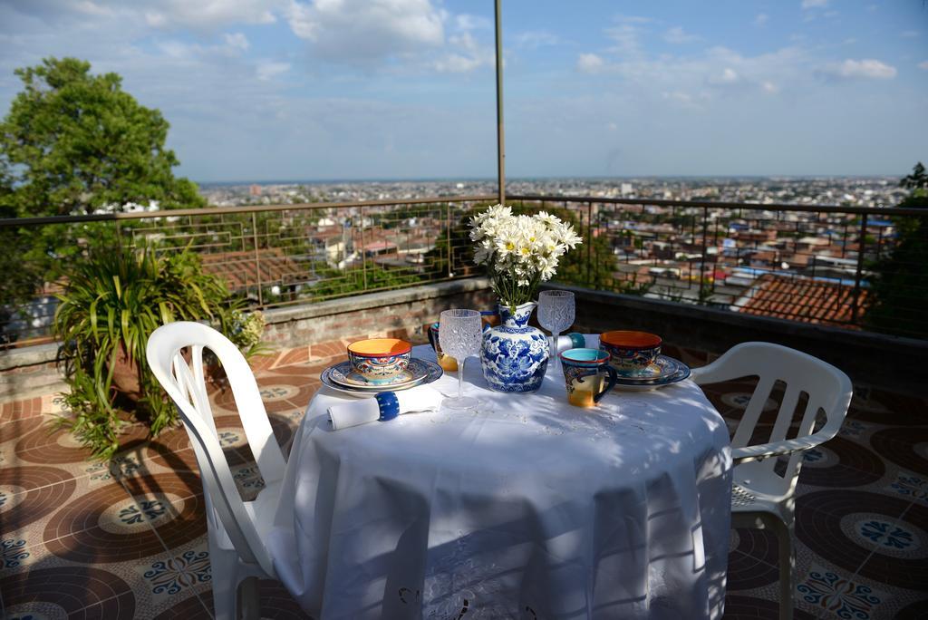 Magic Garden House Otel Cali Dış mekan fotoğraf