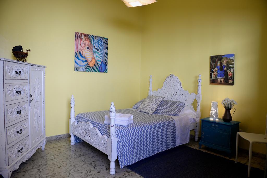 Magic Garden House Otel Cali Dış mekan fotoğraf
