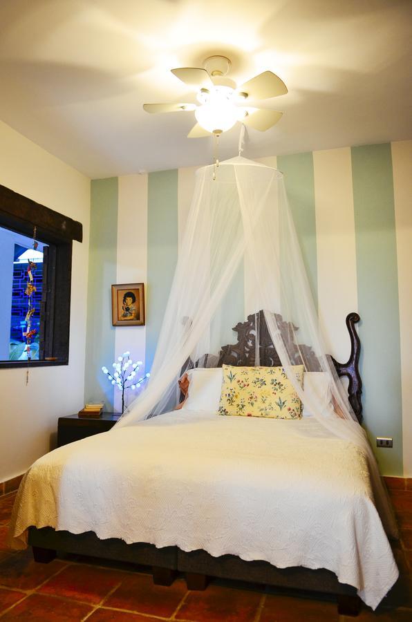 Magic Garden House Otel Cali Dış mekan fotoğraf