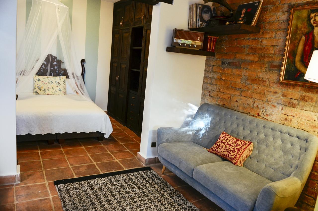 Magic Garden House Otel Cali Dış mekan fotoğraf