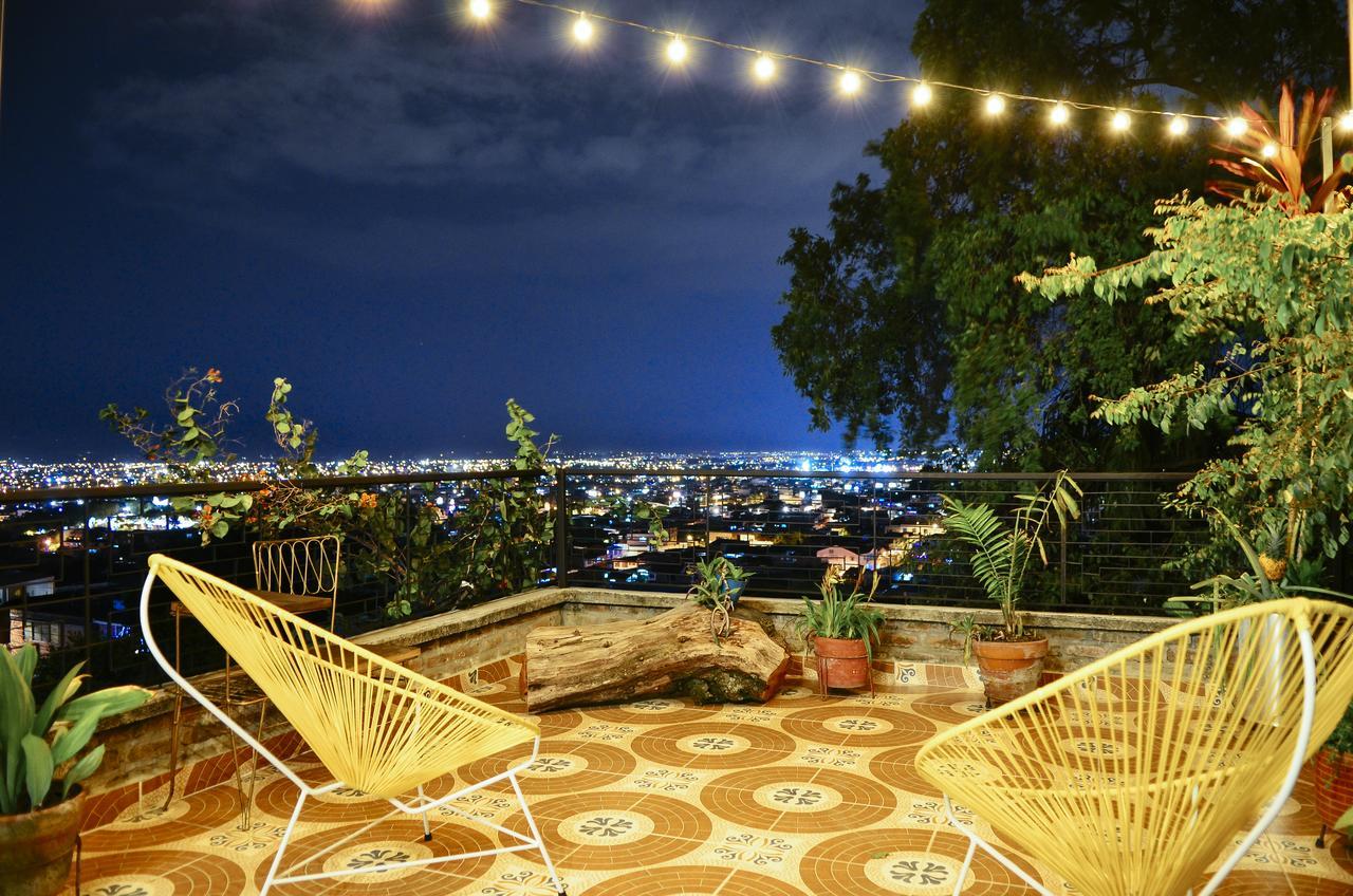 Magic Garden House Otel Cali Dış mekan fotoğraf